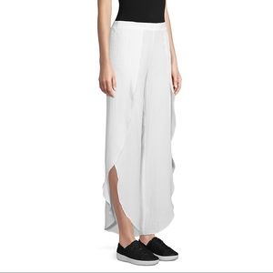 NWT SUPPLY & DEMAND White Petal Pants